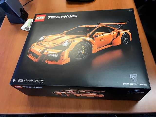 Lego Porsche.jpg