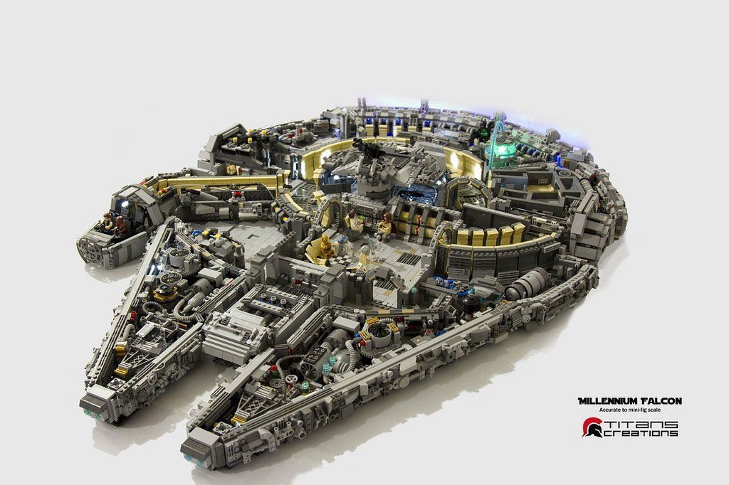 lego-star-wars-millenium-falcon3[1].jpg